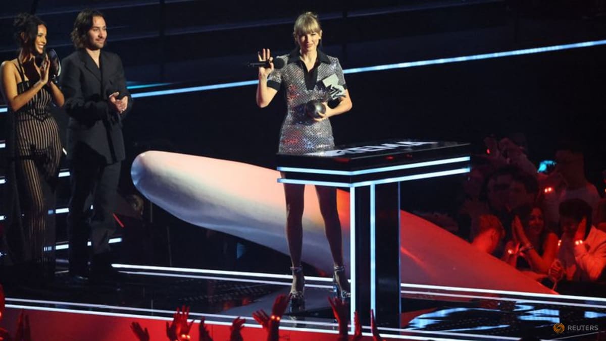 Taylor Swift memenangkan hadiah terbanyak di MTV Europe Music Awards