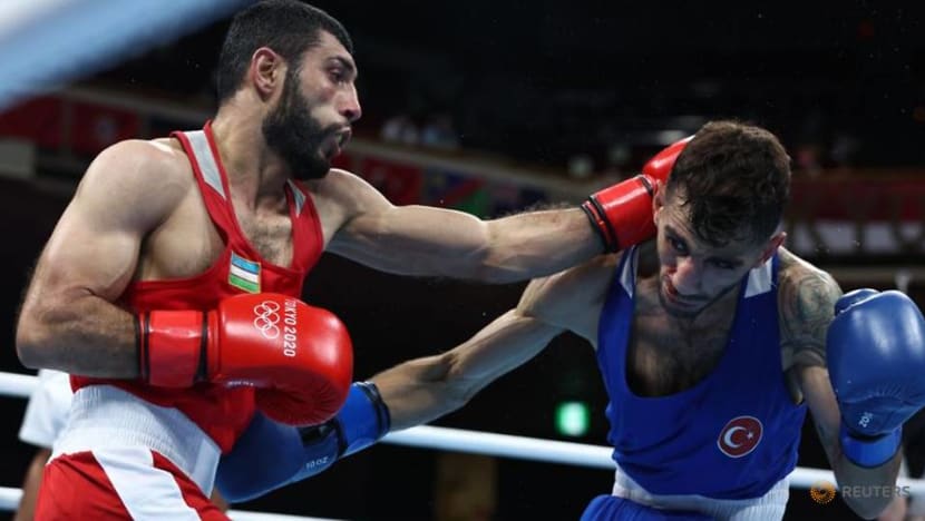 Olympics-Boxing-Uzbek Zoirov begins title defence with routine win Olympics-Boxing-Uzbek Zoirov begins title defence with routine win