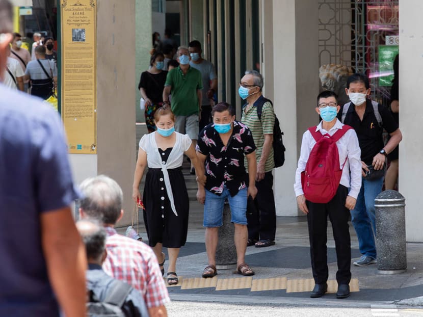 Covid-19: 2,304 new cases and 14 more deaths in Singapore; weekly infection growth rate at 0.98