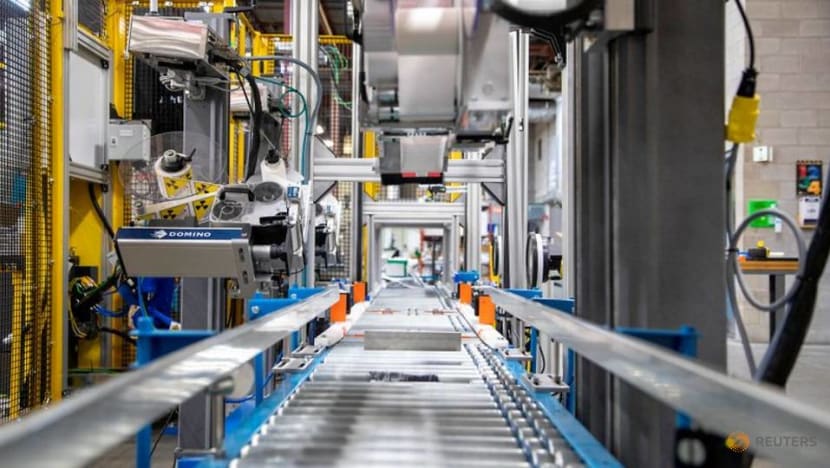 Lagging vaccination rate puts Canadian factories at competitive disadvantage Lagging vaccination rate puts Canadian factories at competitive disadvantage