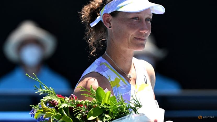 Stosur bows out of singles after Melbourne Park defeat Stosur bows out of singles after Melbourne Park defeat