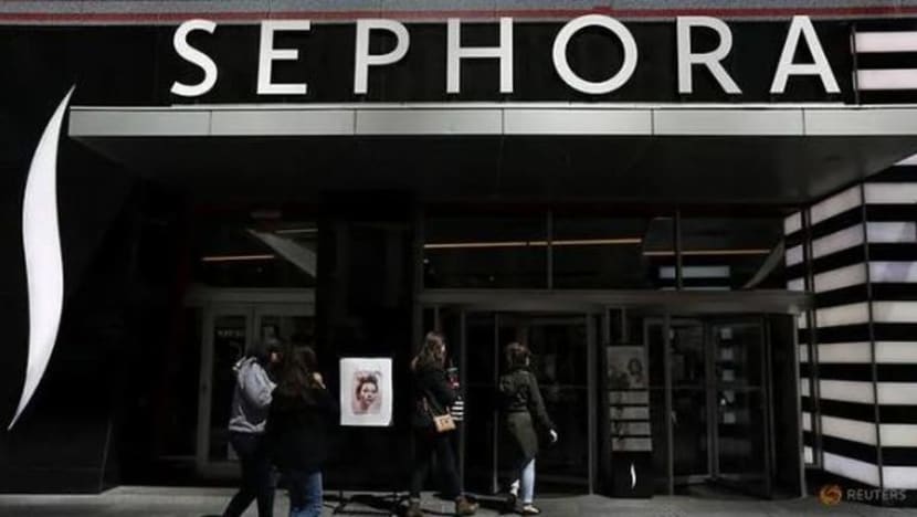 Sephora Amerika Syarikat ditutup selepas insiden perkauman Sephora Amerika Syarikat ditutup selepas insiden perkauman