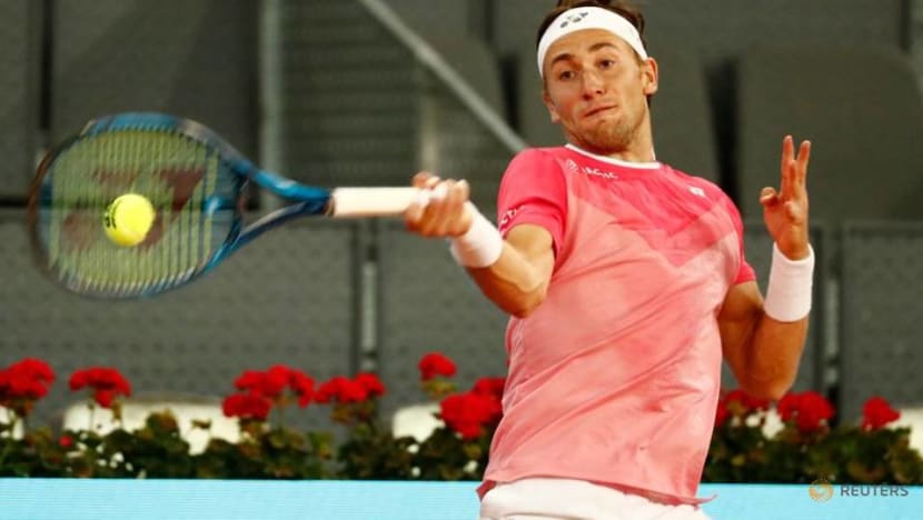 Tennis-Ruthless Ruud topples Shapovalov to win Geneva Open
