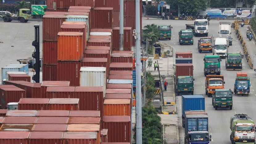 Indonesia economy likely grew 4.95% on year in Q1, contracted vs quarter: Reuters poll