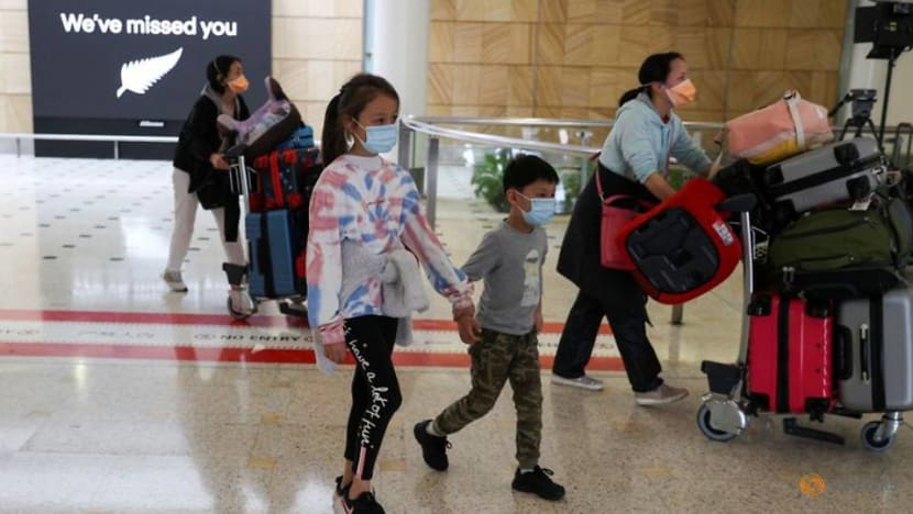 COVID-19: New Zealand suspends quarantine-free travel with Australia COVID-19: New Zealand suspends quarantine-free travel with Australia