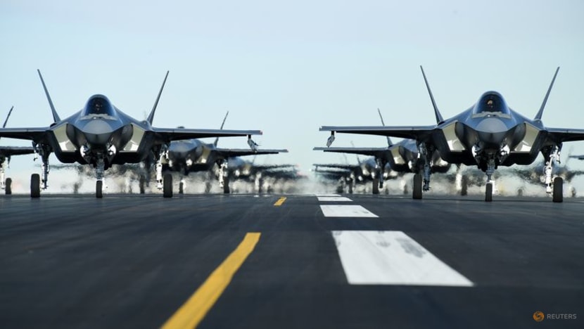 US F-35 fighters arrive in South Korea as joint military drills ramp up US F-35 fighters arrive in South Korea as joint military drills ramp up