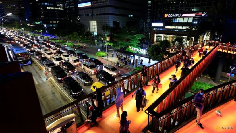 Indonesia GDP growth beats forecast in Q2, fastest in a year Indonesia GDP growth beats forecast in Q2, fastest in a year
