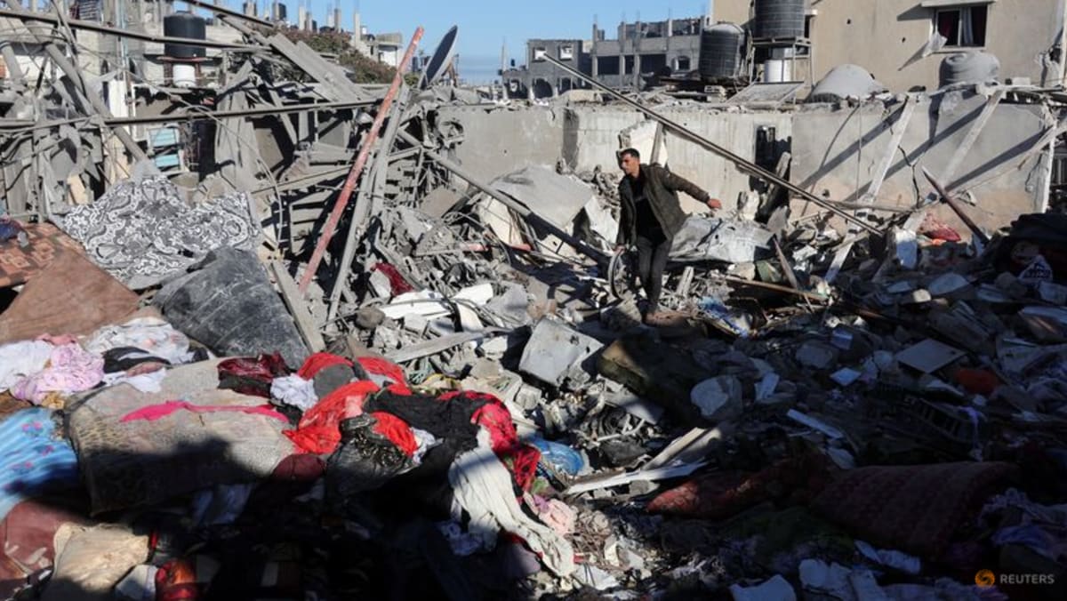 Israel bombards northern and southern Gaza, many reported dead Israel bombards northern and southern Gaza, many reported dead