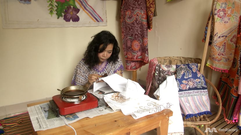 Prints, patterns and preservation: How Indonesiau0027s batik artisans 