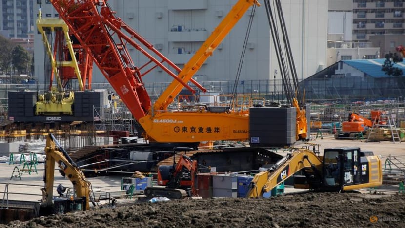 Japan's Sept machinery orders unexpectedly fall, raising capex concerns Japan's Sept machinery orders unexpectedly fall, raising capex concerns
