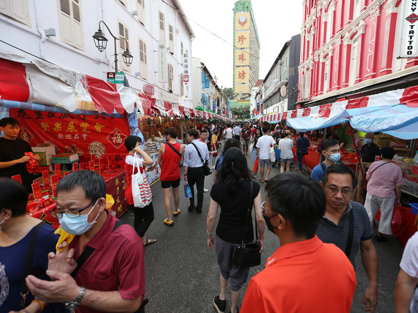 CNY bazaar: Police warn lockdowns may be needed to limit visitor numbers; experts say Chinatown presents unique crowd control challenges CNY bazaar: Police warn lockdowns may be needed to limit visitor numbers; experts say Chinatown presents unique crowd control challenges