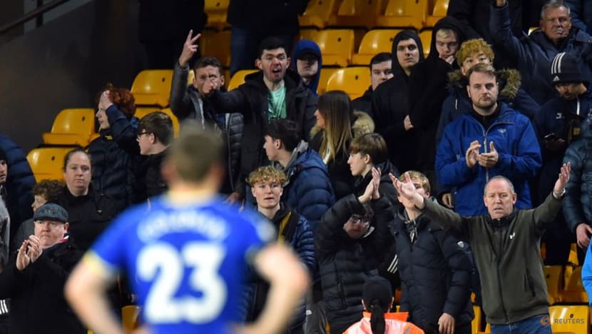 Wolves up to seventh as Everton suffer third straight loss Wolves up to seventh as Everton suffer third straight loss