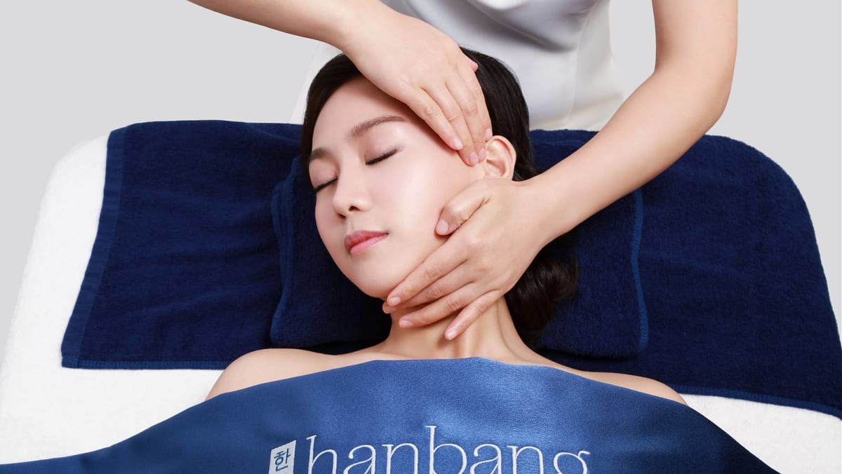 I Got A Korean Deep Tissue Massage… For My Face Today