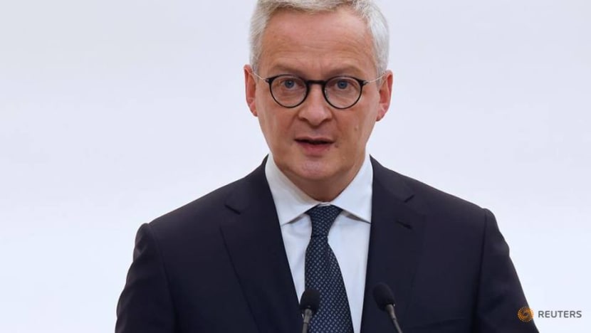 French government hardens stance against Carrefour takeover French government hardens stance against Carrefour takeover