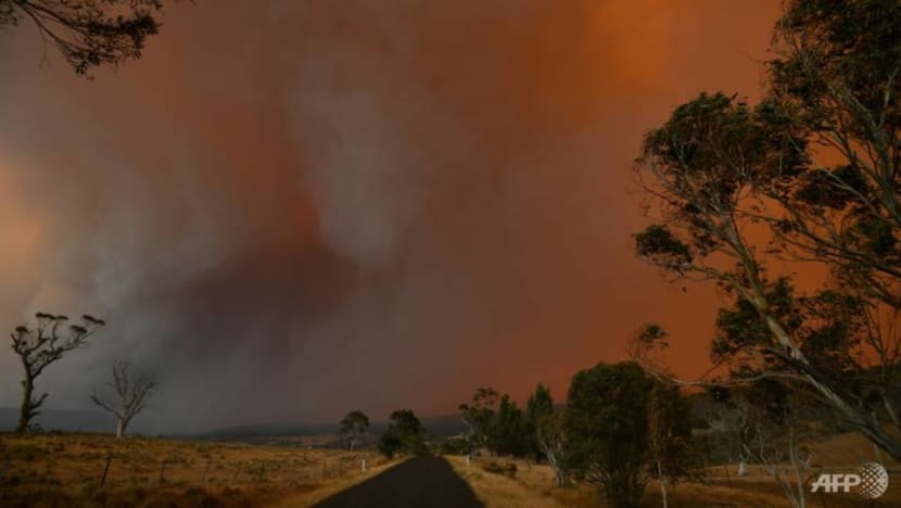 Bushfires bring fears of 'new normal' to life Down Under Bushfires bring fears of 'new normal' to life Down Under