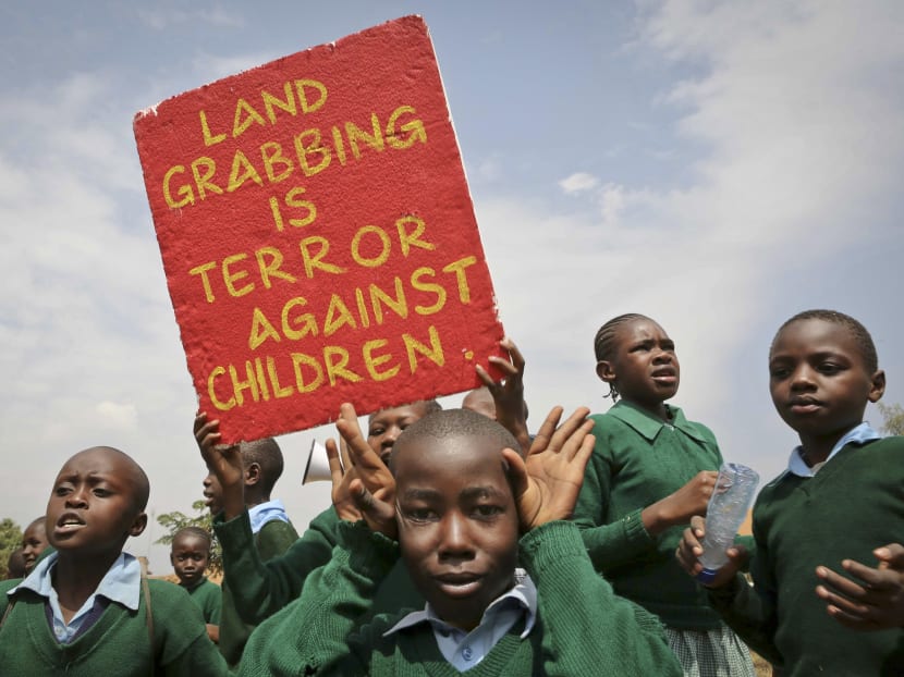 Kenyan police tear-gas school kids in demo over playground