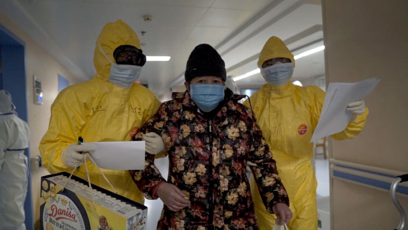 76 Days Review: Gripping Docu Pays Tribute To The Medical Personnel Fighting COVID-19 During Lockdown In Wuhan 76 Days Review: Gripping Docu Pays Tribute To The Medical Personnel Fighting COVID-19 During Lockdown In Wuhan