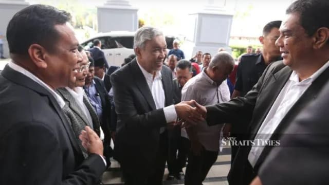 涉嫌健康思维基金会贪污案 马国副首相阿末扎希获判无事省释