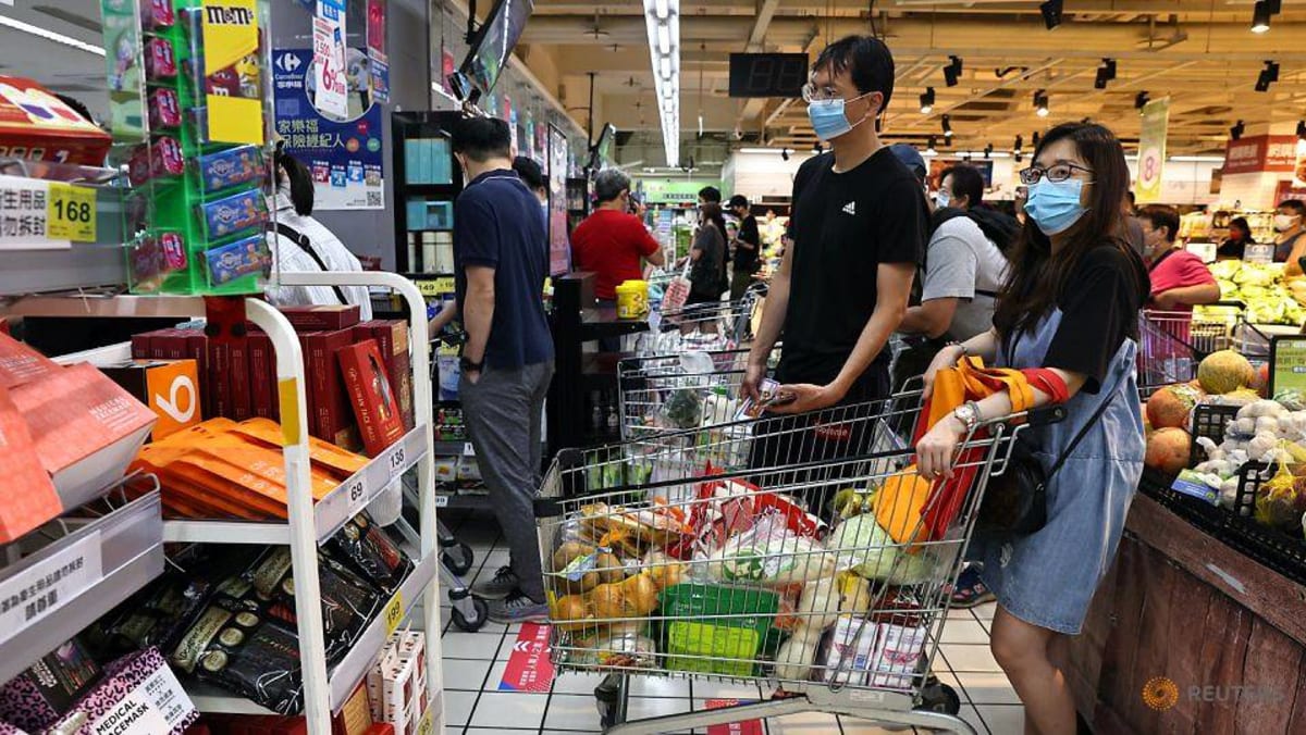 Taiwan melaporkan 206 kasus COVID-19 domestik baru, pihak berwenang mendesak untuk tidak melakukan pembelian panik