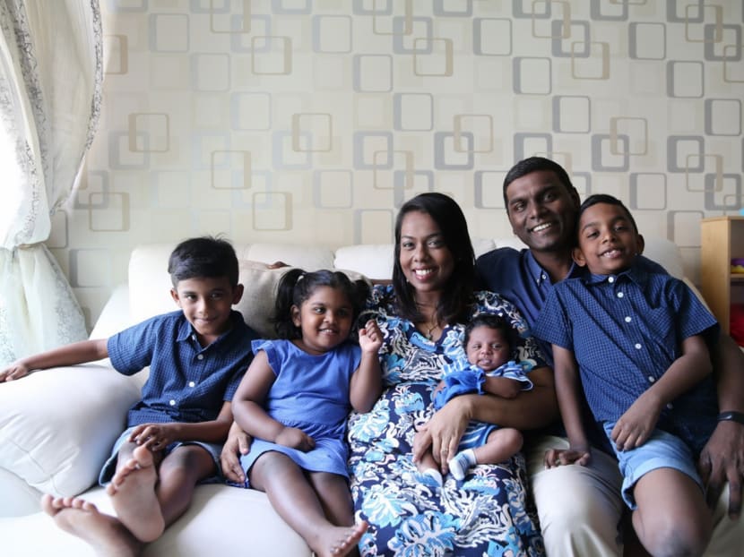 Madam Shamala Suppermaniam, 33, with her husband, Mr Thomas J Isaac, 38, and their children. 

Mdm Shamala, who had gestational diabetes, changed her diet on the advice of her dietitian. Photo: Koh Mui Fong