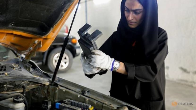 Female car repair shop owner blazes a trail in UAE Female car repair shop owner blazes a trail in UAE