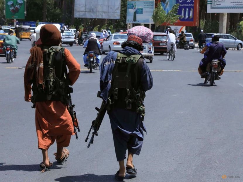 Taliban enter Afghan capital as US diplomats evacuate by chopper Taliban enter Afghan capital as US diplomats evacuate by chopper