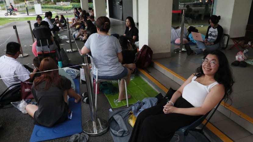 20230706 bk loraine queue for taylor switf 2