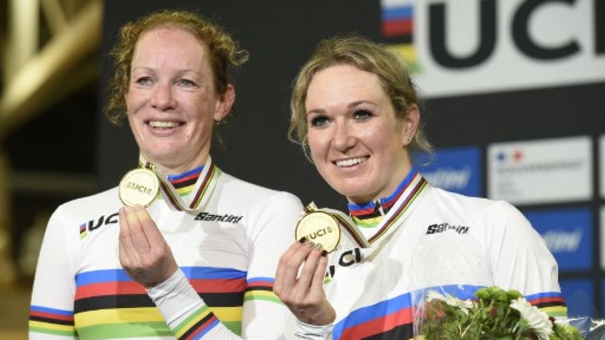 Bintang bersepeda Belanda Amy Pieters dalam keadaan koma setelah kecelakaan