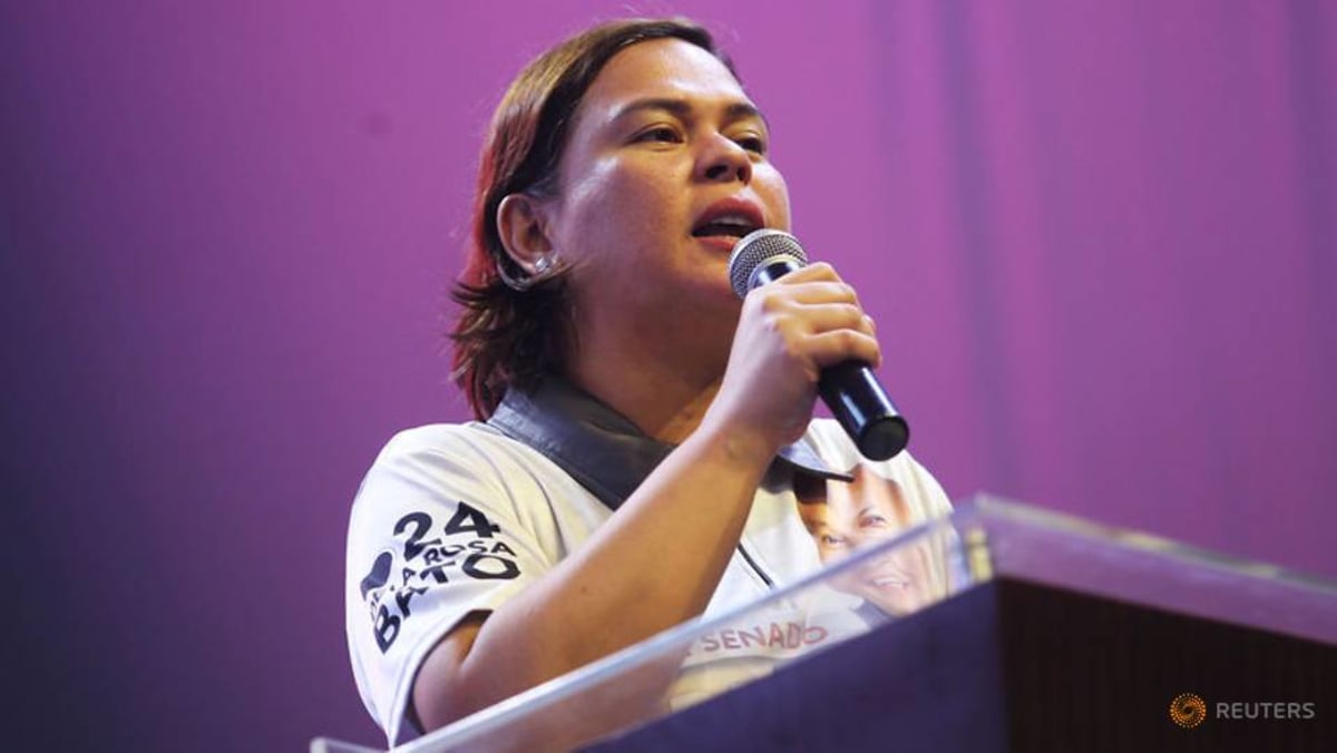 ‘Lari, Sara, lari’: Kampanye berkembang untuk mendukung putri Duterte menjadi presiden tahun depan
