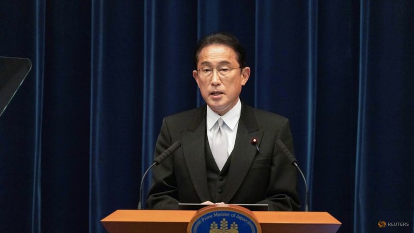 Japan PM Kishida calls for doubling COVID-19 booster shots to 1 million a day