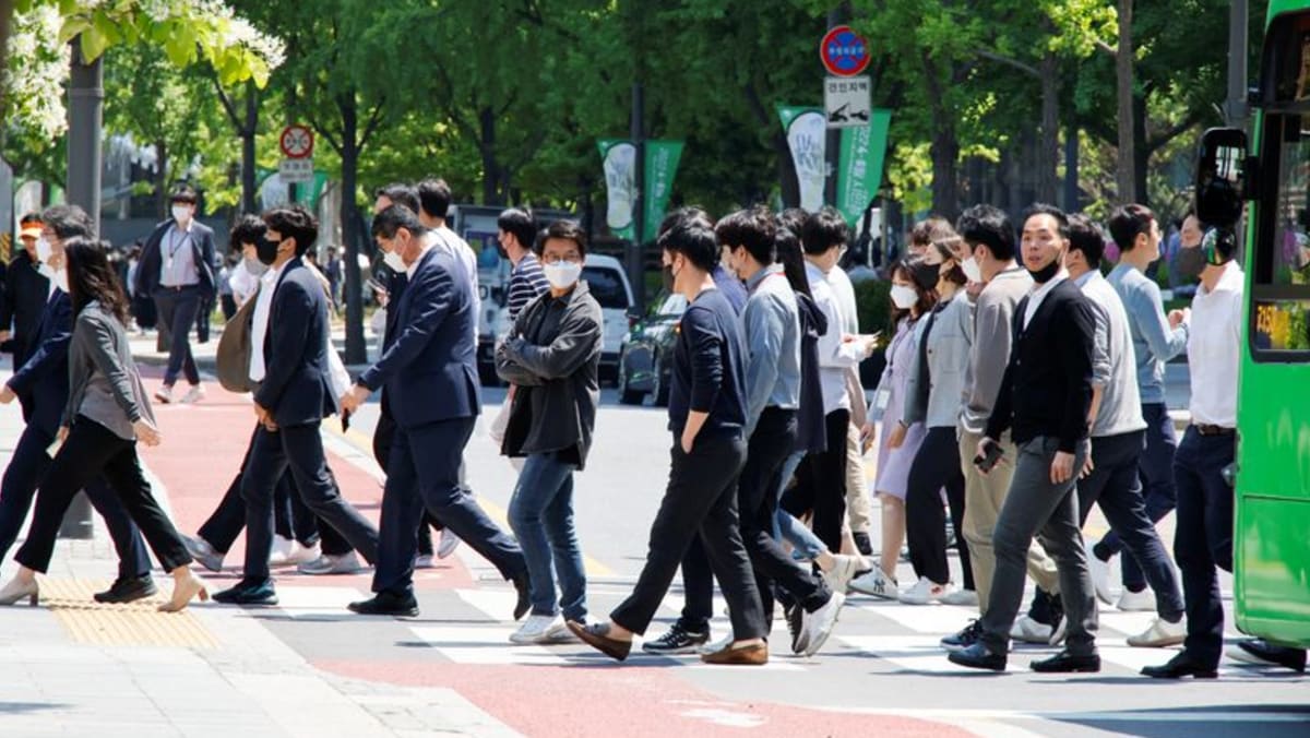 South Korea’s daily COVID-19 infections dip to near 4-month low under 10,000