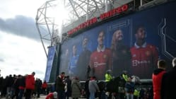 Persaingan untuk beli Man Utd kian sengit setelah tokoh perbankan Qatar buat bidaan kedua 