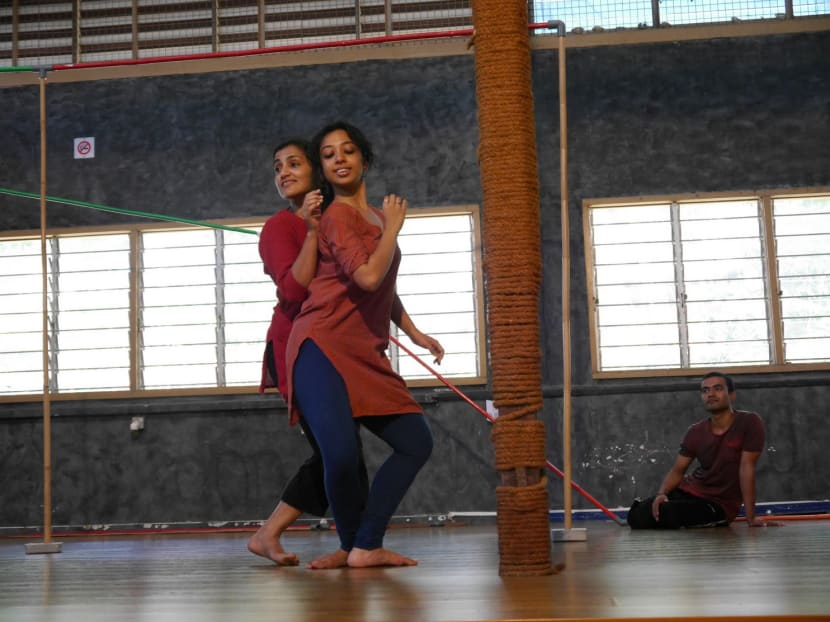 Bangladeshi migrant workers’ poetry inspires new dance piece