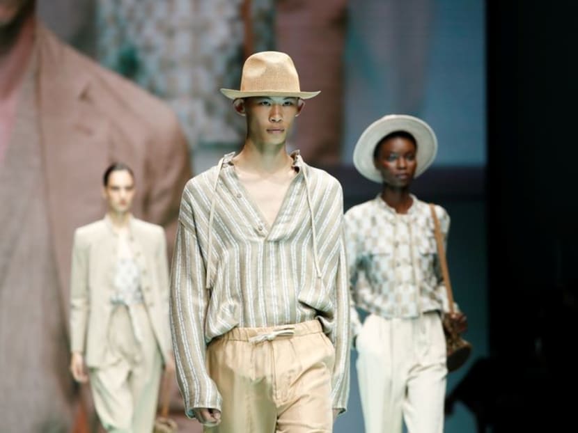 Emporio Armani marks 40 years with soft, fluid spring collection Emporio Armani marks 40 years with soft, fluid spring collection