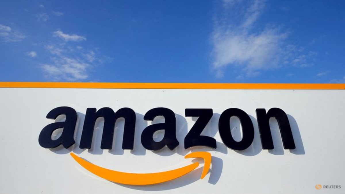 Jeff Bezos sells roughly US billion of Amazon shares