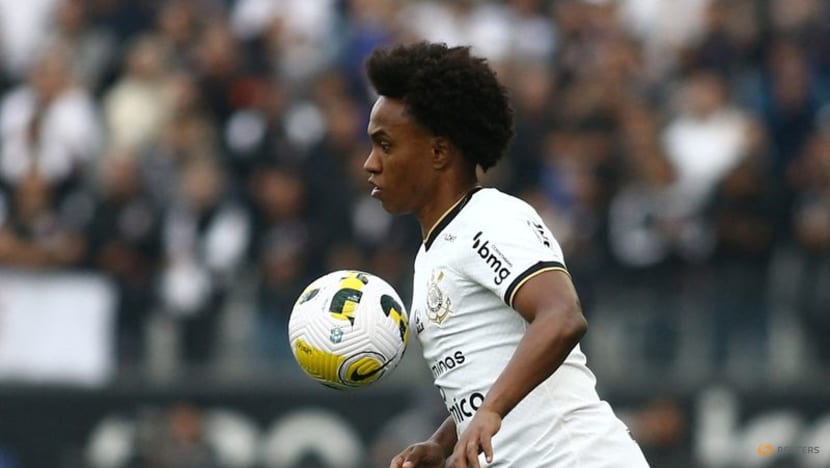 Willian leaves Corinthians after death threats