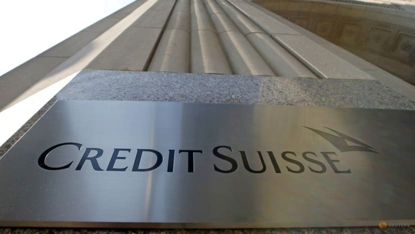 Credit Suisse Q3 net profit falls 21per cent, sees Q4 loss Credit Suisse Q3 net profit falls 21per cent, sees Q4 loss