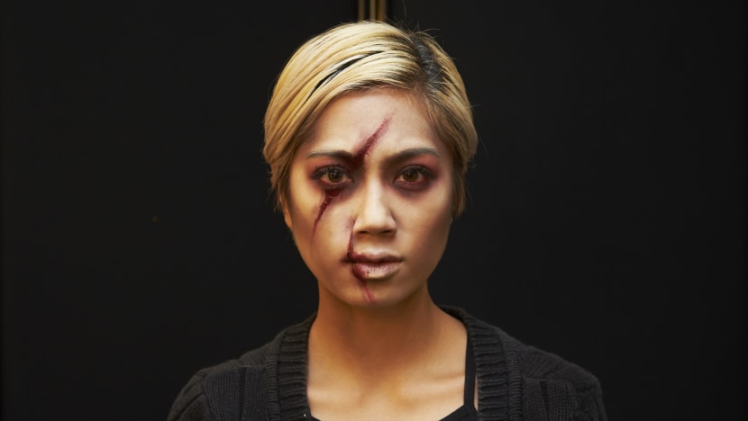 The Only Halloween Make-Up Tutorial You’ll Need (It Only Takes 15 Minutes!)