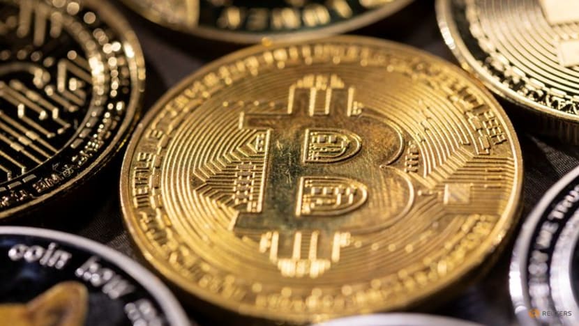 Bitcoin tumbles to new 18-month low Bitcoin tumbles to new 18-month low