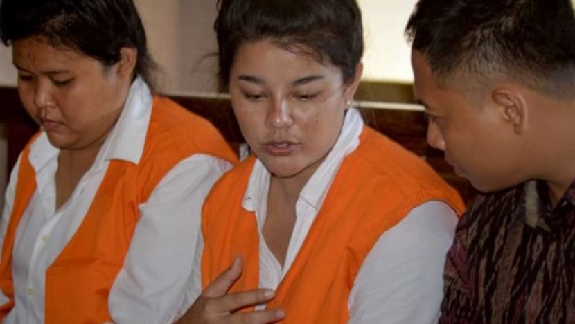 Thai drug smugglers dodge death penalty in Bali Thai drug smugglers dodge death penalty in Bali