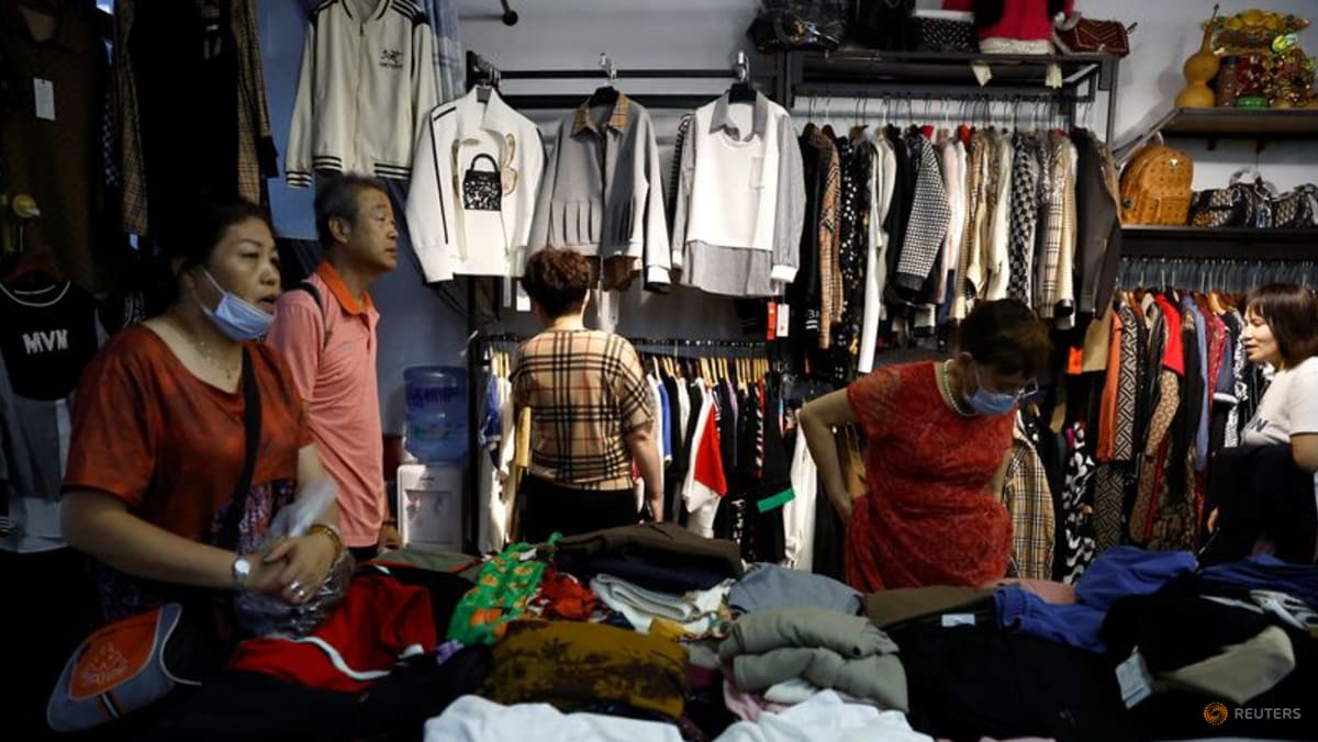 Chinese cheap clothes website outlet