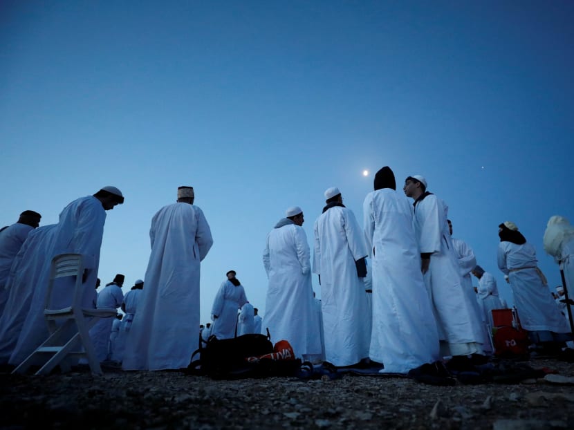 Photo of the day: Members of the Samaritan sect take part in a traditional pilgrimage marking the holiday of Passover atop Mount Gerizim near Nablus, in the Israeli-occupied West Bank on Thursday, April 25, 2019.