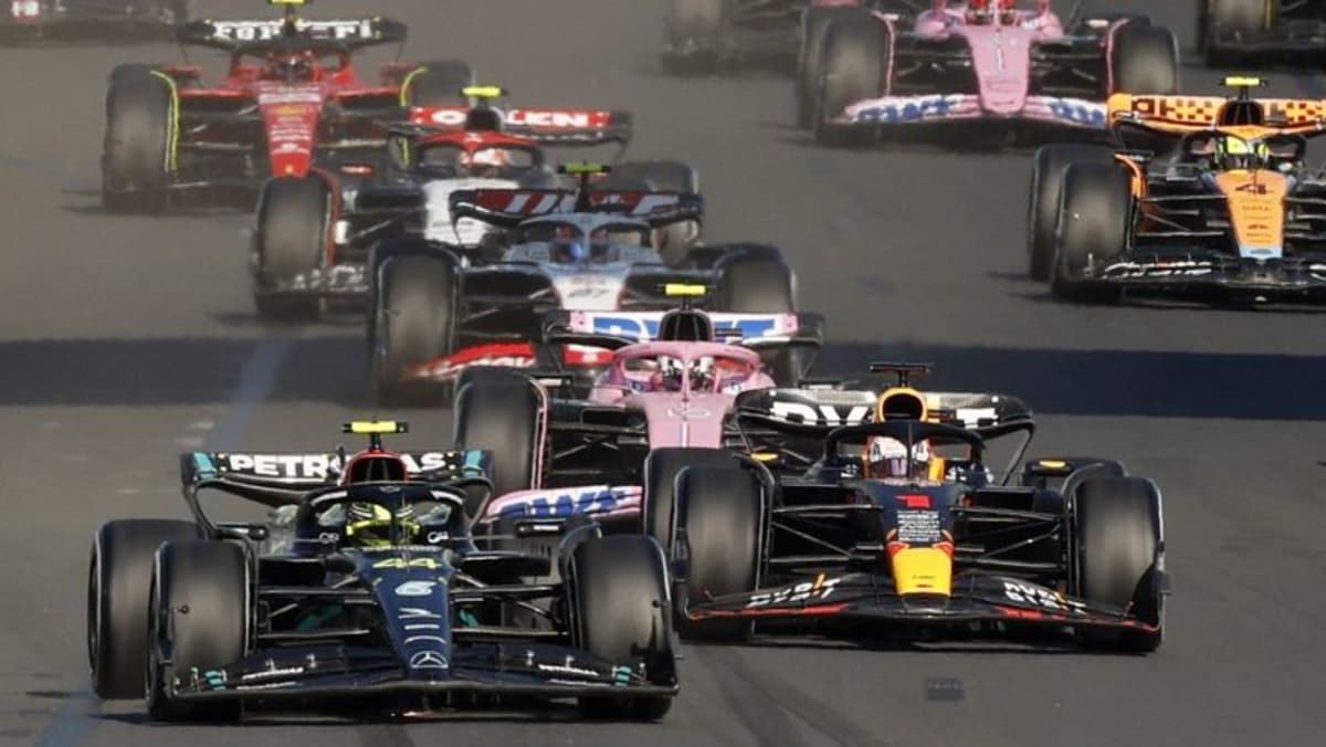 Formula Satu sedang diawasi dengan ketat pada keseimbangan antara keselamatan dan hiburan