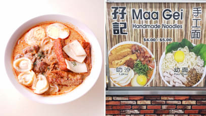 Hole-In-The-Wall Neil Road Hawker Stall Sells Abalone Laksa For $10
