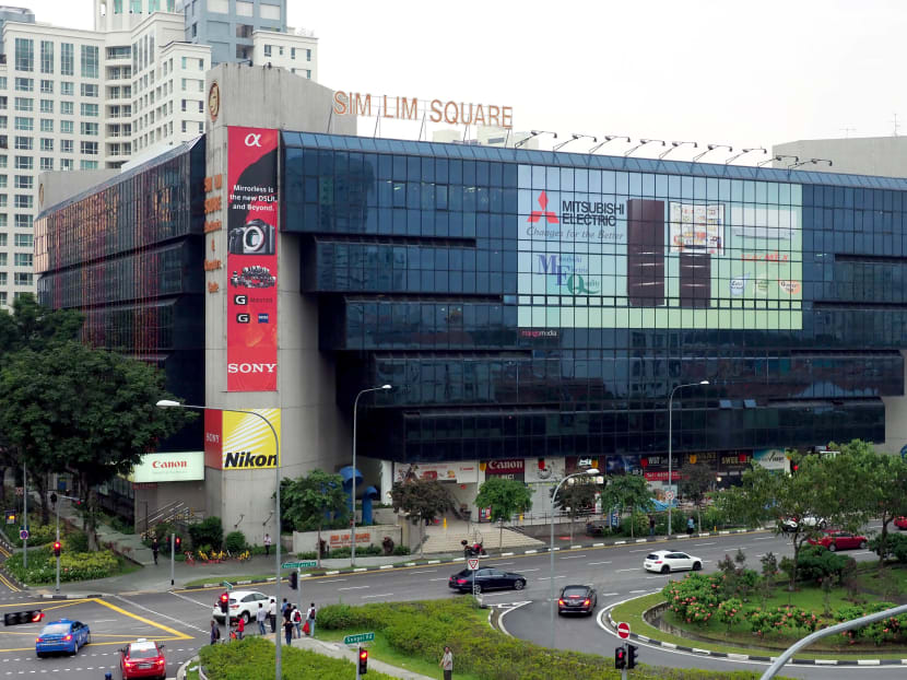 Over the years, Sim Lim Square has been making headlines: It is where pirated CDs and illegal set-top media boxes had been flying off the shelves, and it has had its share of unscrupulous merchants. Photo: Nuria Ling/TODAY