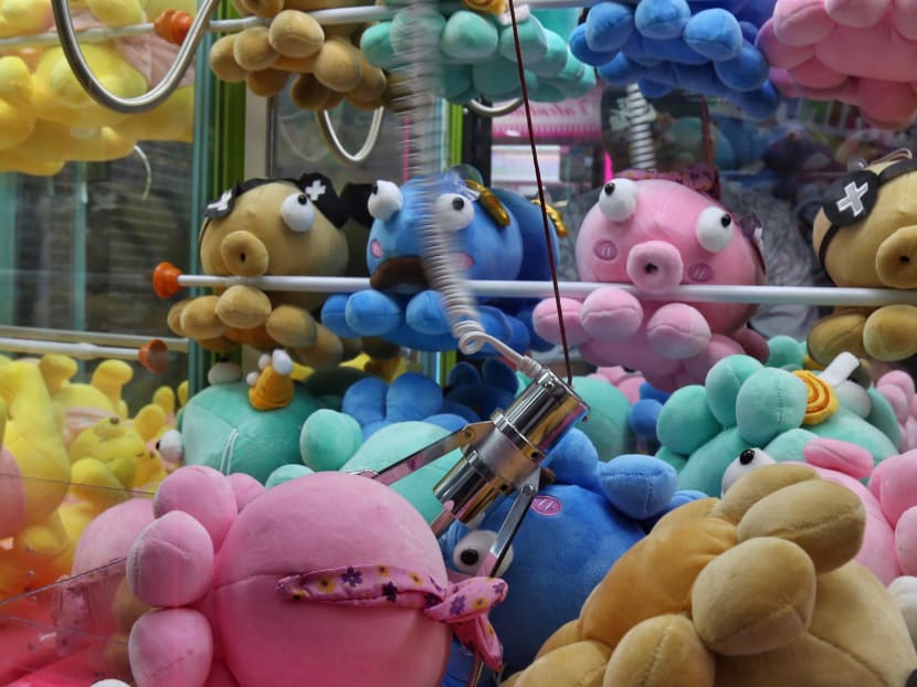 Claw machine plush outlet