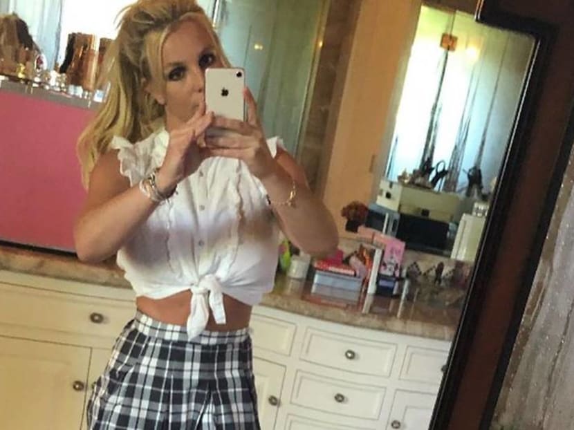 Oops, she did it again? Britney Spears gets called out for making her waist look smaller on Instagram Oops, she did it again? Britney Spears gets called out for making her waist look smaller on Instagram