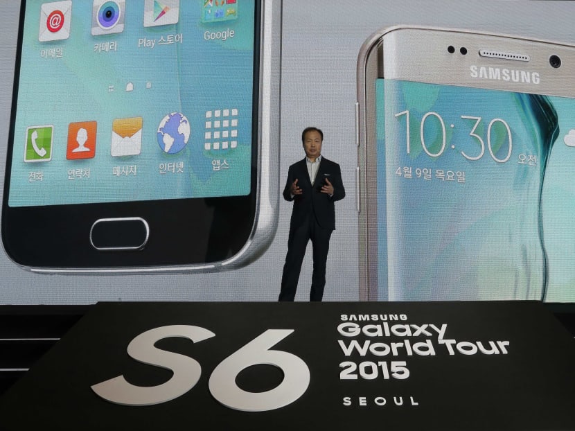Samsung hopes to reverse dimming fortunes with Galaxy S6