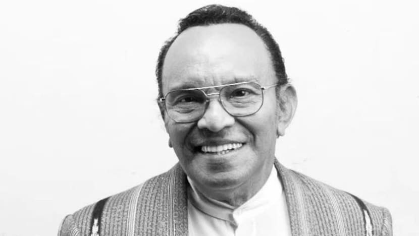 Penyanyi legenda Indonesia Bob Tutupoly tutup usia pada 82 tahun Penyanyi legenda Indonesia Bob Tutupoly tutup usia pada 82 tahun