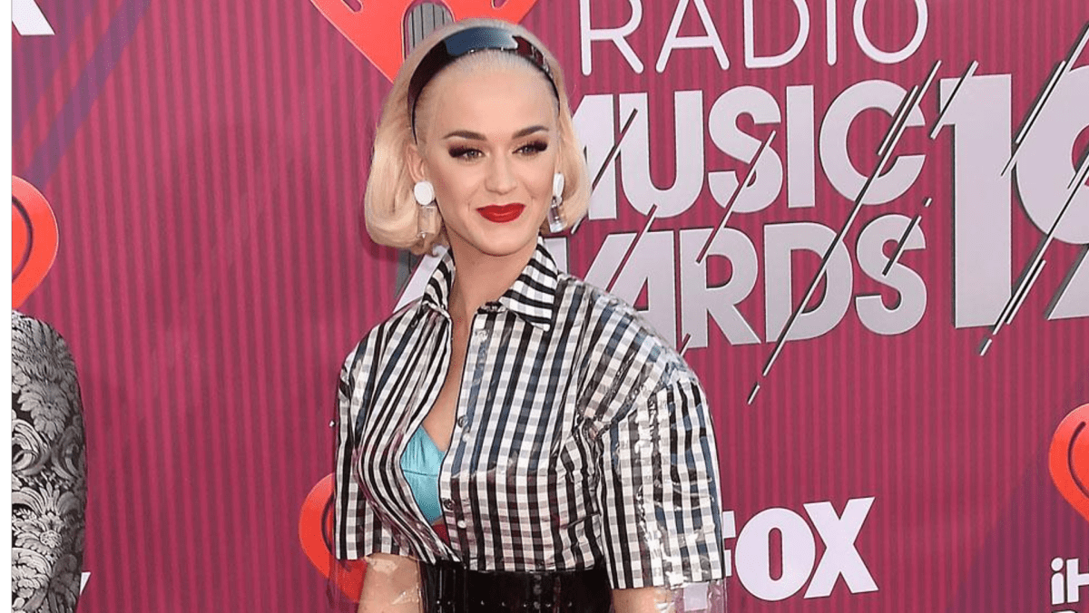 Katy Perry Launches New Album Smile From Hospital Bed TODAY